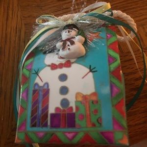 Mini Holiday Music Box.